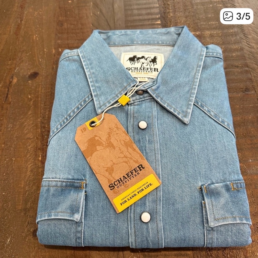 Schaefer Outfitters Men's Light Blue Denim Button-Down Shirt